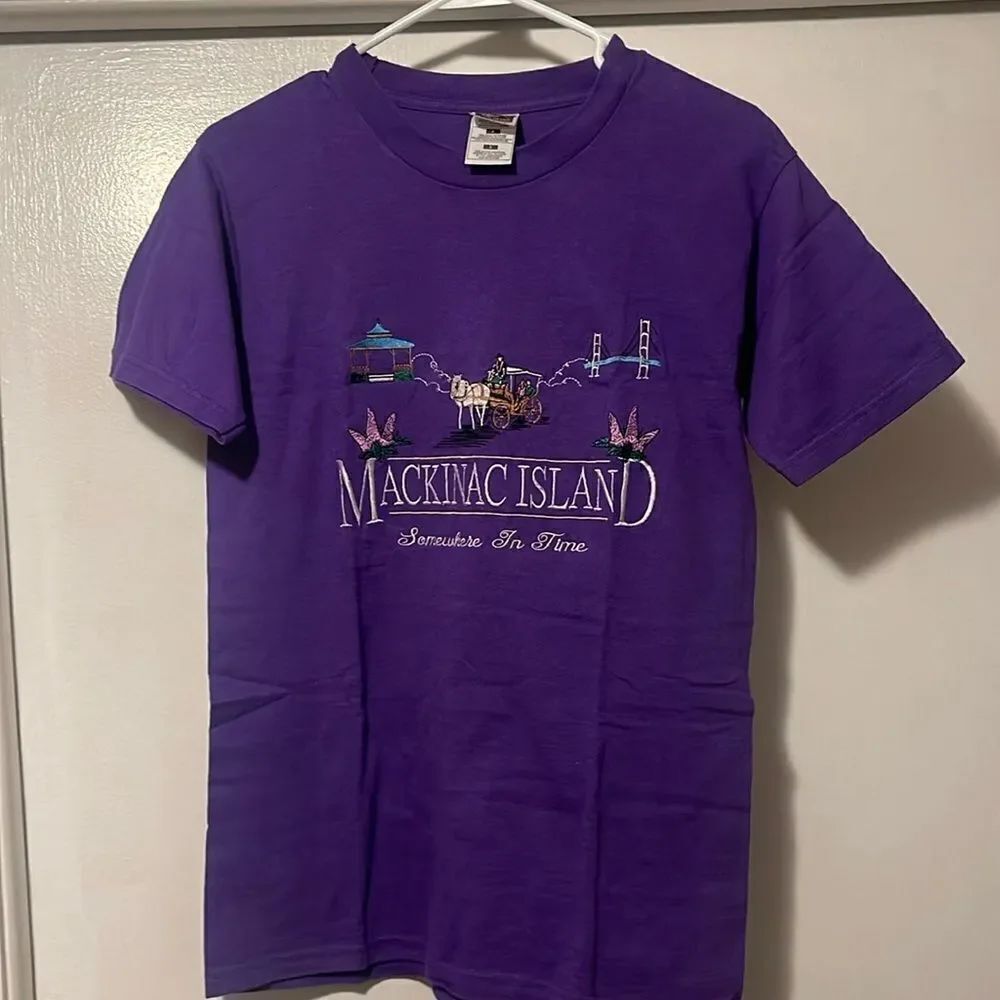 Vintage Mackinac island shirt small